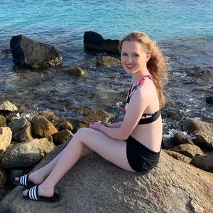 Meet your Posher, Quinn